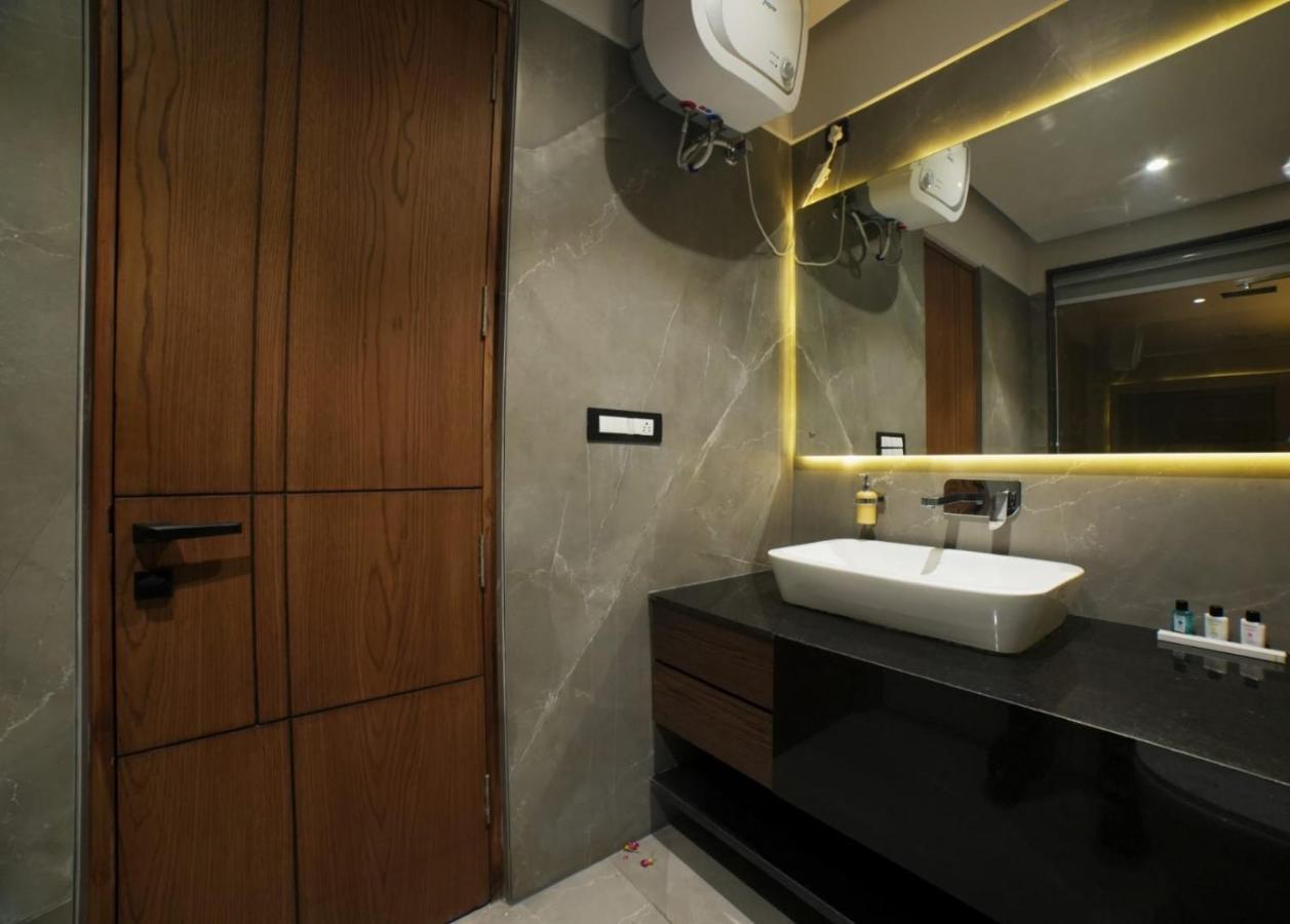 The Rohini Mansion A Unit Of The Monsoon & Pearl Palace Yamuna Nagar Экстерьер фото